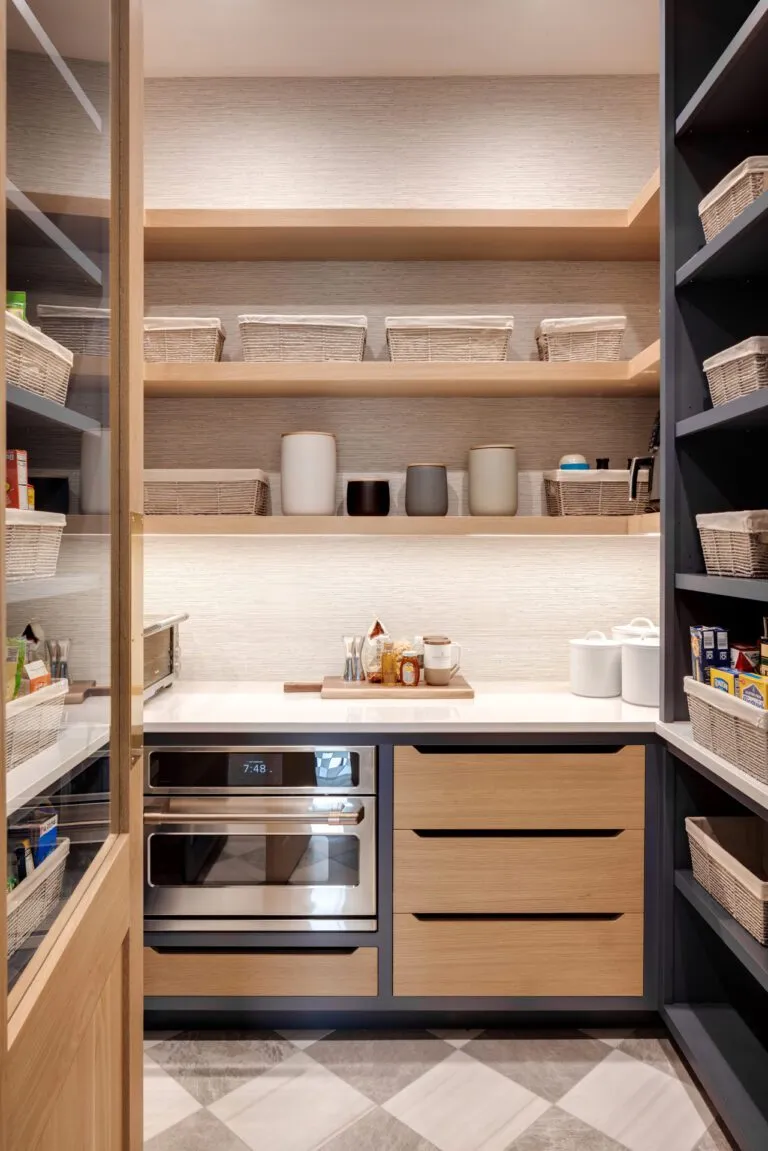 Butler_Pantry_Custom_Cabinetry