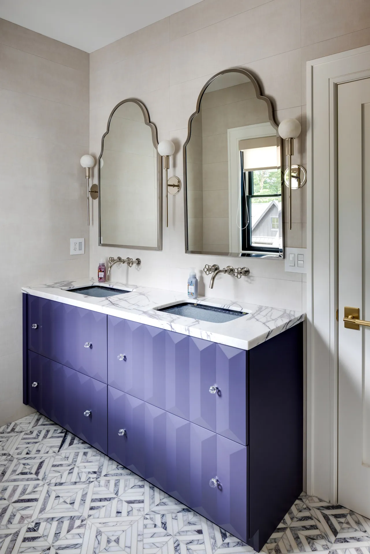 Custom_Cabinet_Purple_Double_Vanity_Bathroom