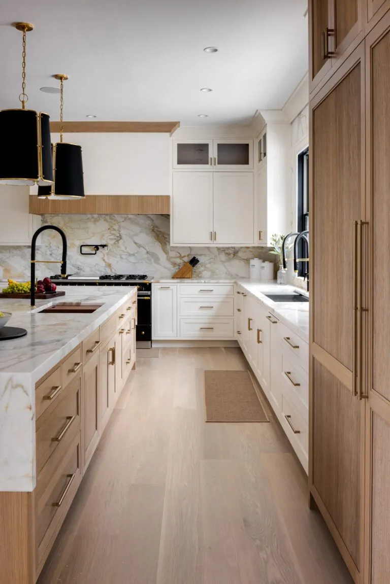 White-Cabinets_Natural_Wood-Cabinets_Modern_Kitchen