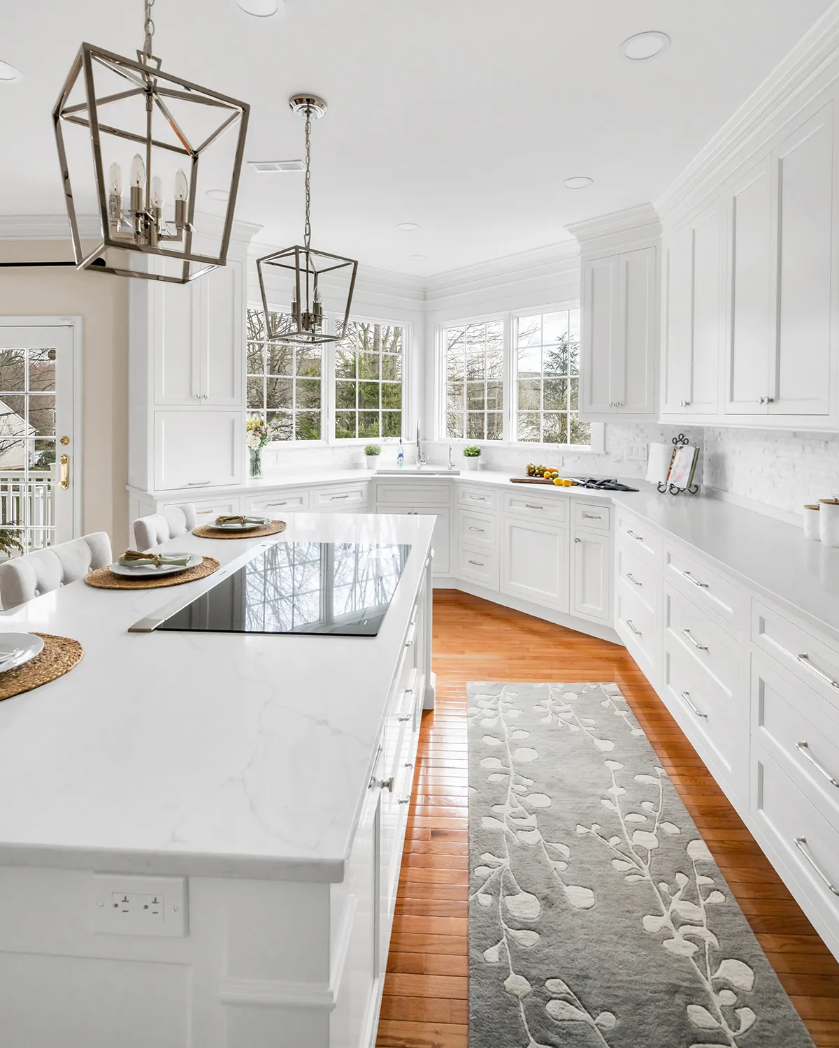 AboutUs-ProfilePic-AmosE